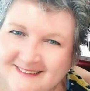 Meet your Posher, Thea